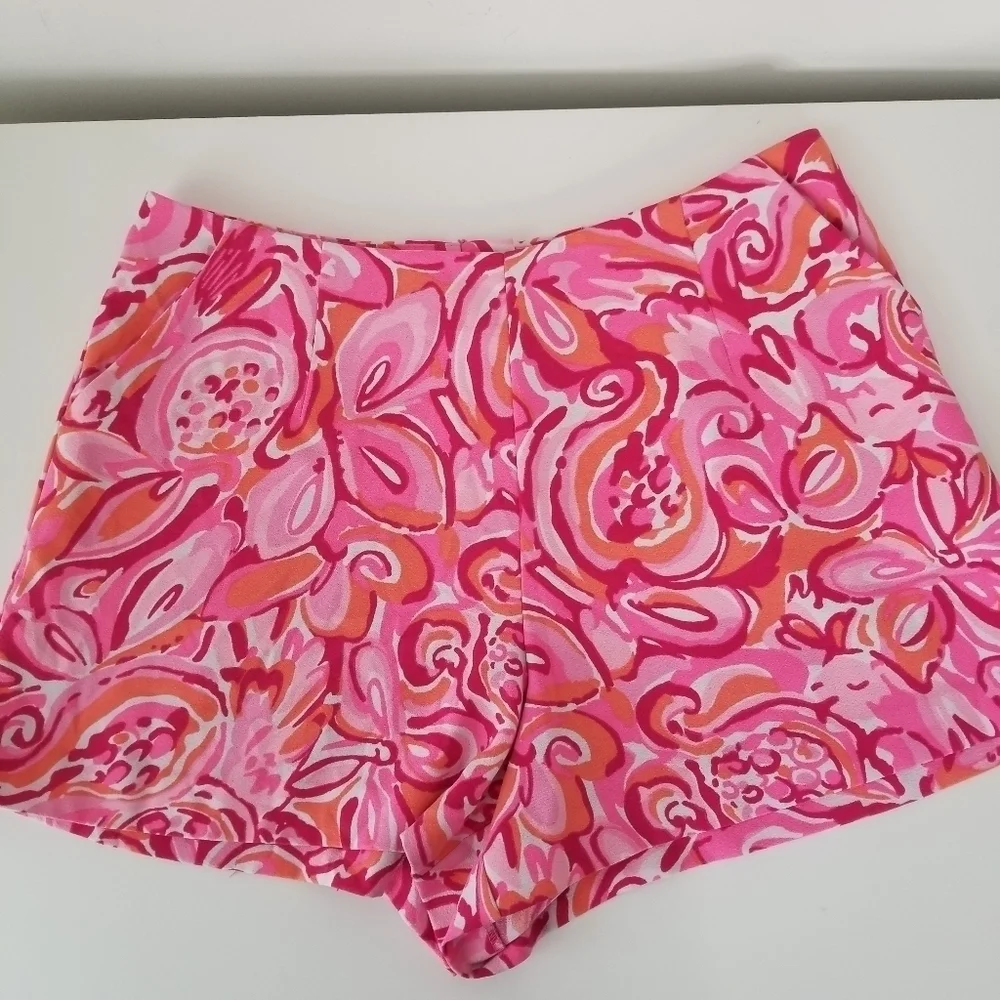 Lilly Pulitzer Ivy Short Pink Pout Mango Print Size 2 Floral Paisley